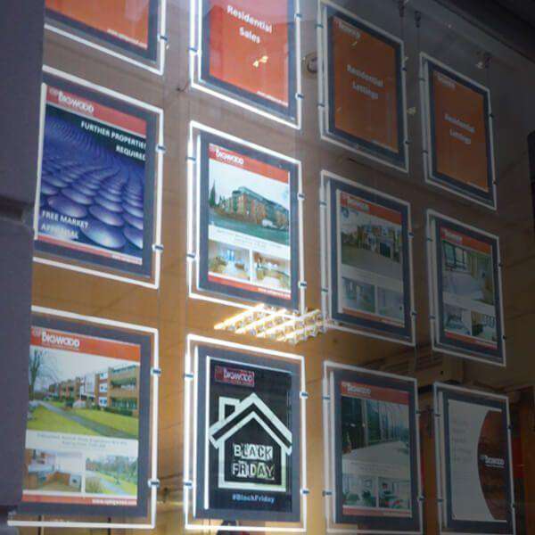 A4 LED Window Display Illuminated Kits, Landscape - 3 Panel | iSpi Trade