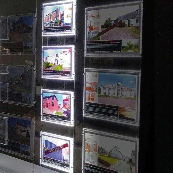 A4 LED Window Display Illuminated Kits, Landscape - 5 Panel | iSpi Trade